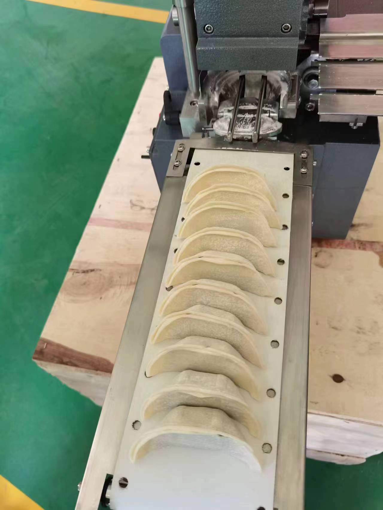Machine à Gyoza Japonaise Haut - Gyoza Dumpling Maker avis et prix